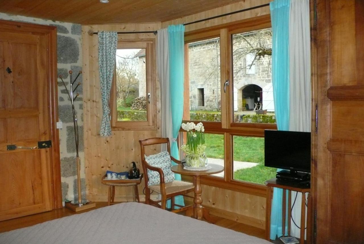 Saint-Georges-Nigremont Chez Geppetto Bed & Breakfast エクステリア 写真