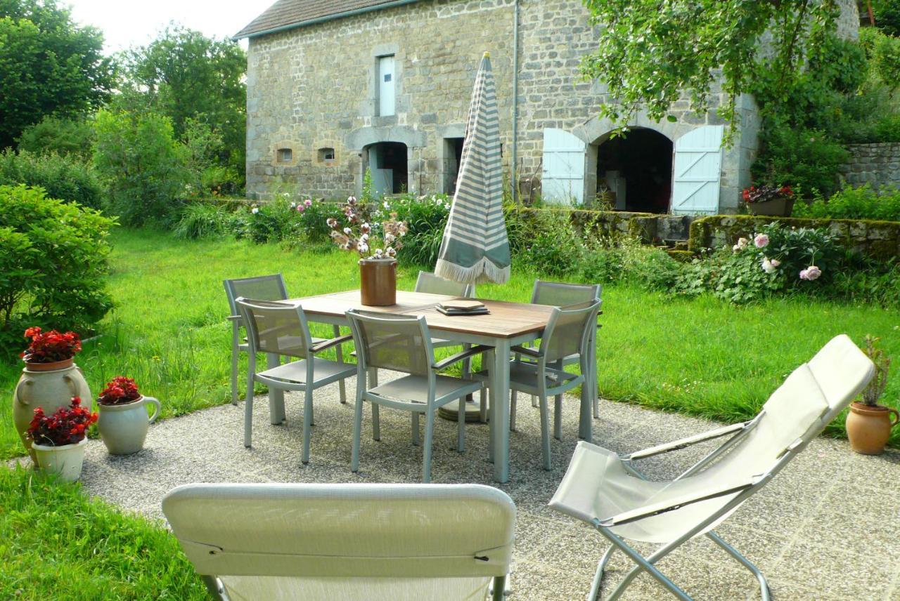 Saint-Georges-Nigremont Chez Geppetto Bed & Breakfast エクステリア 写真